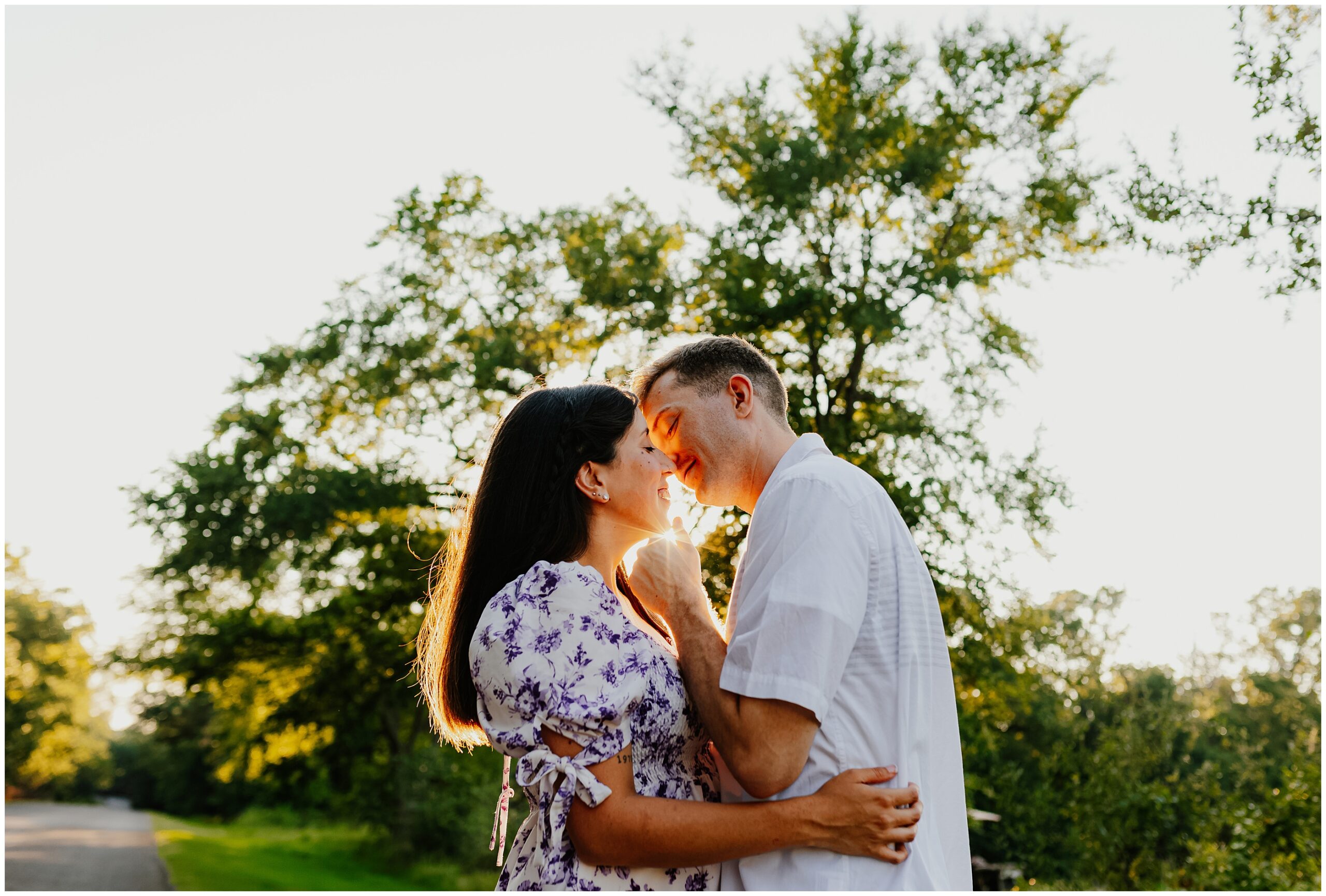 Romantic outdoor engagement photography