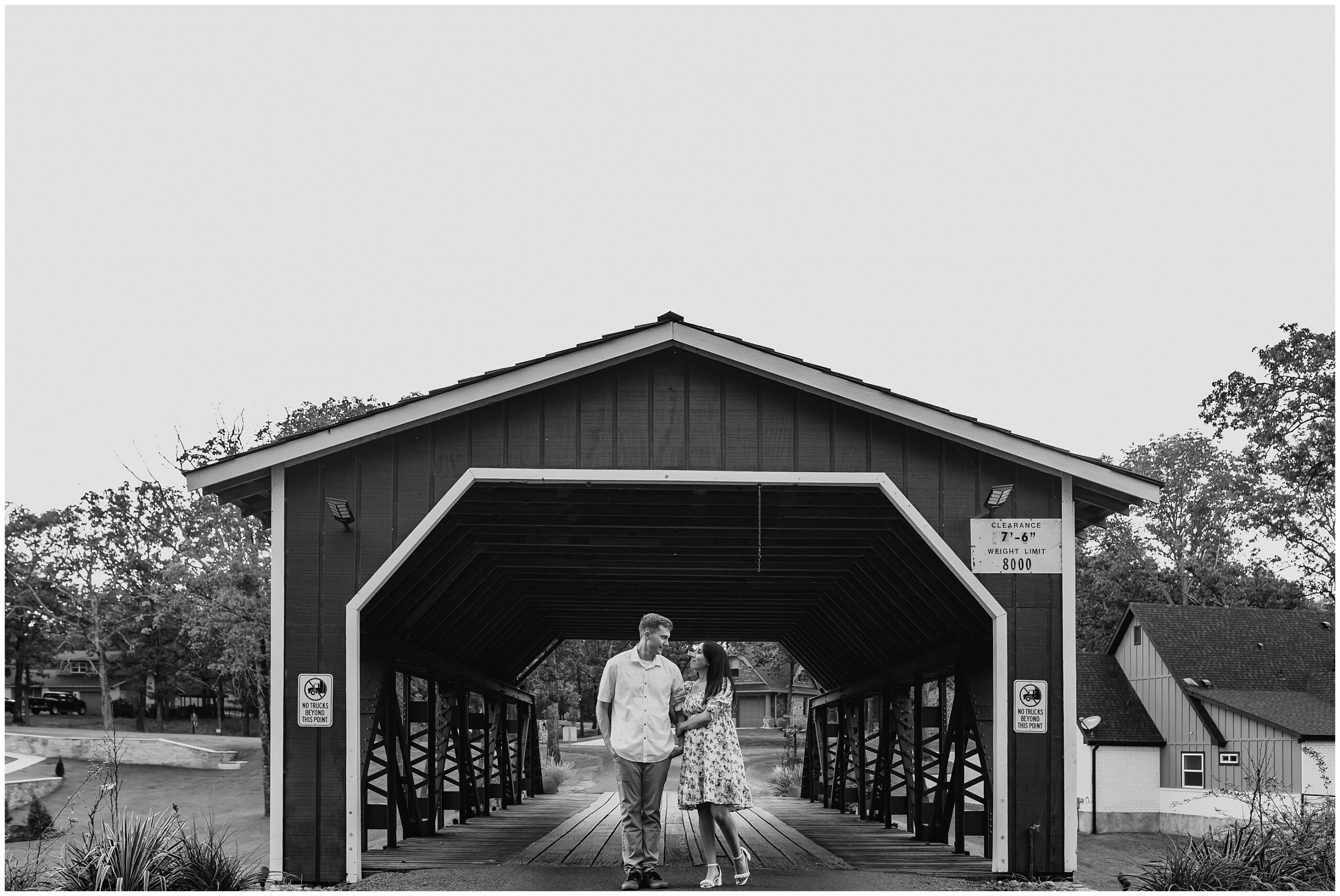 Romantic outdoor engagement photography