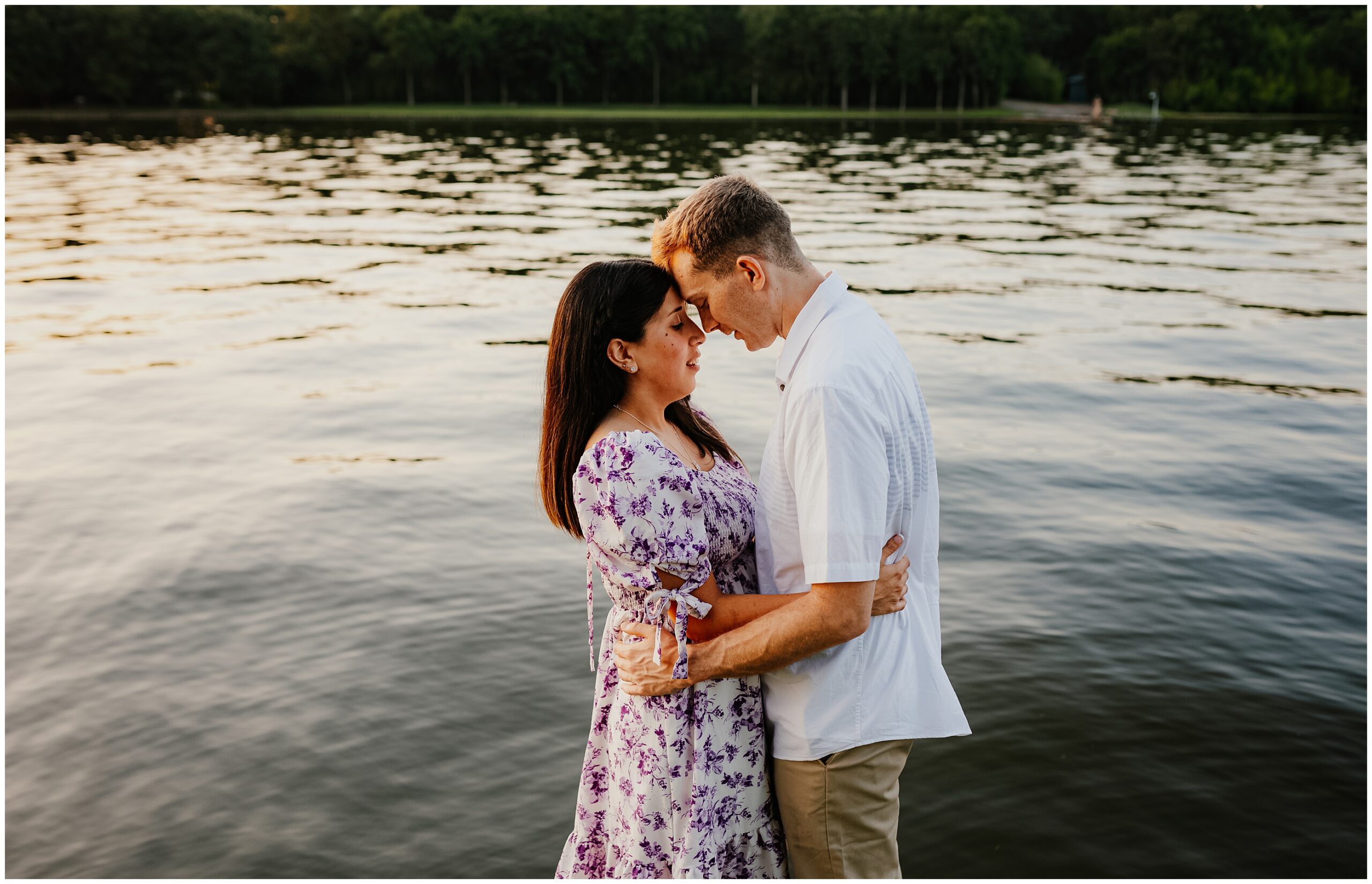 Romantic outdoor engagement photography