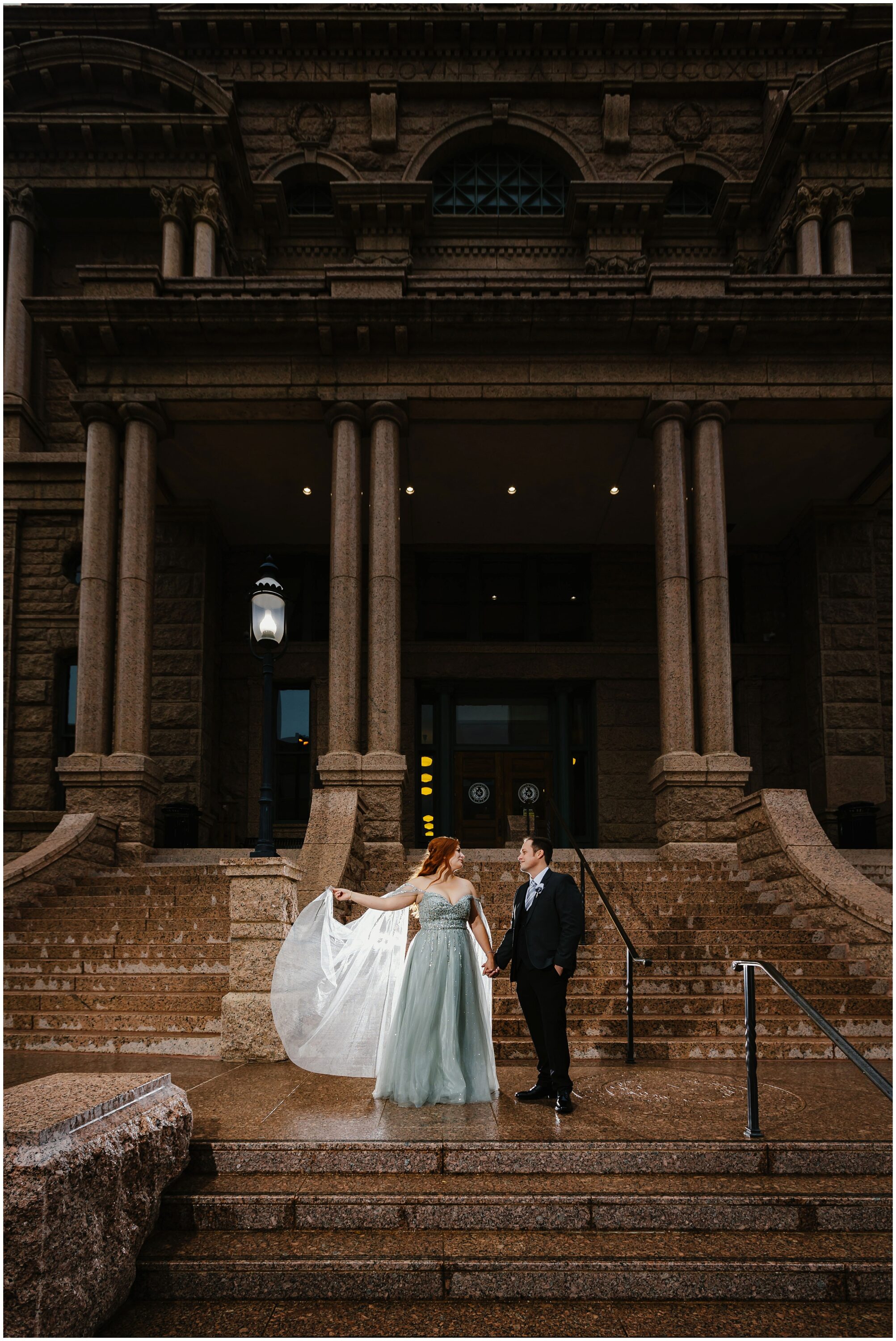 Fort Worth elopement at the Tarrant County Courthouse